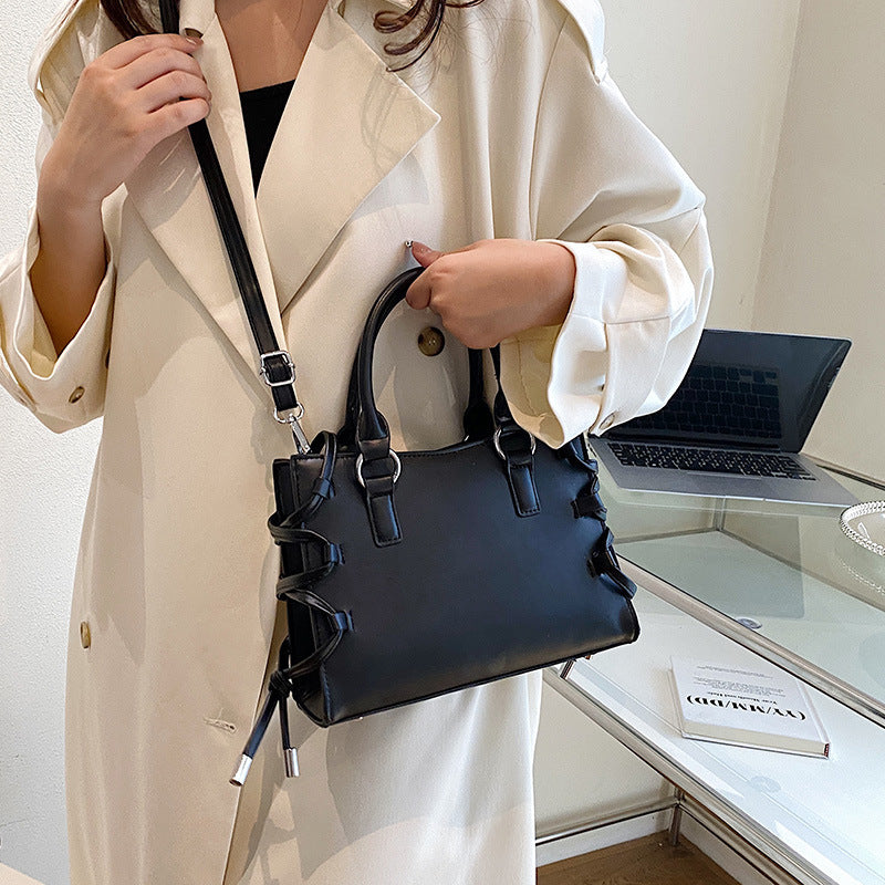 High Quality Fashionable Portable Bag With Large Capacity