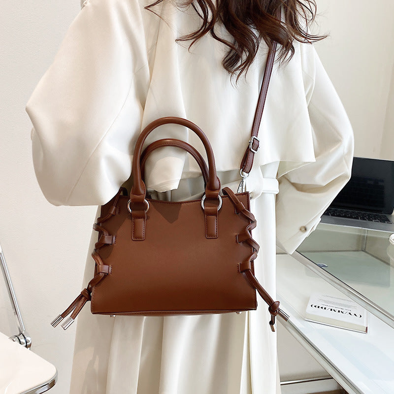 High Quality Fashionable Portable Bag With Large Capacity